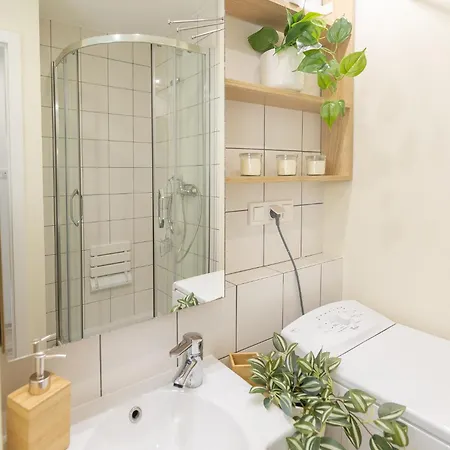 Meczennikow Majdanka 49 Apartment